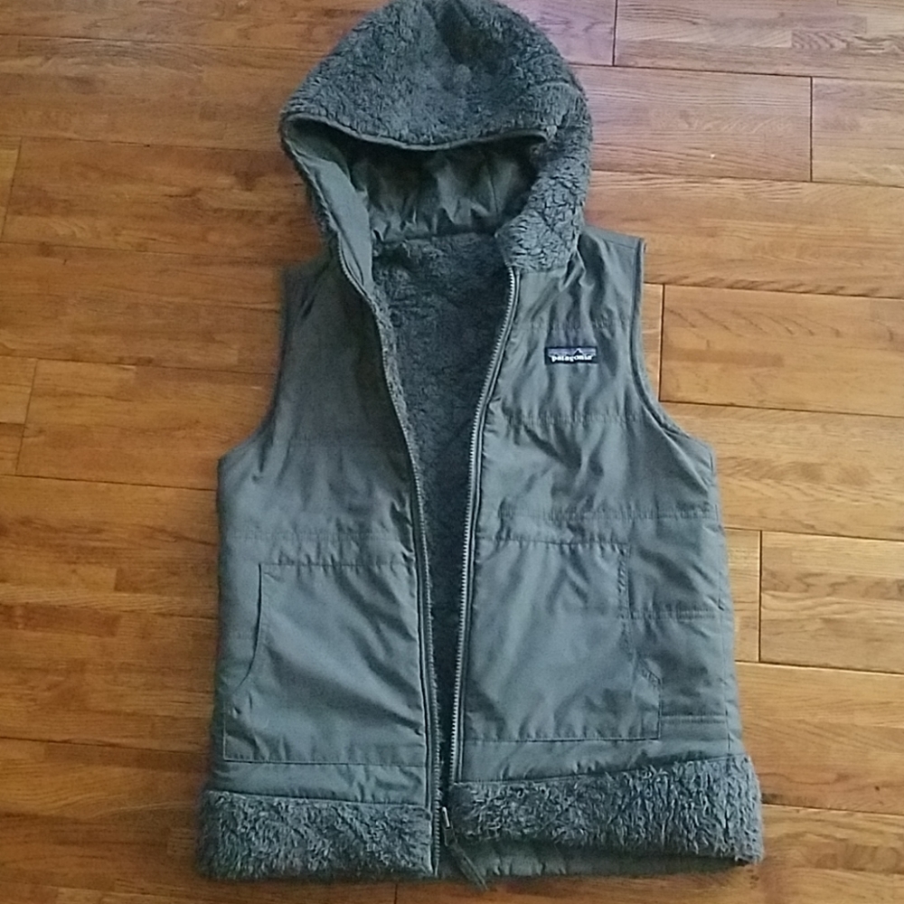 Patagonia reversible vest